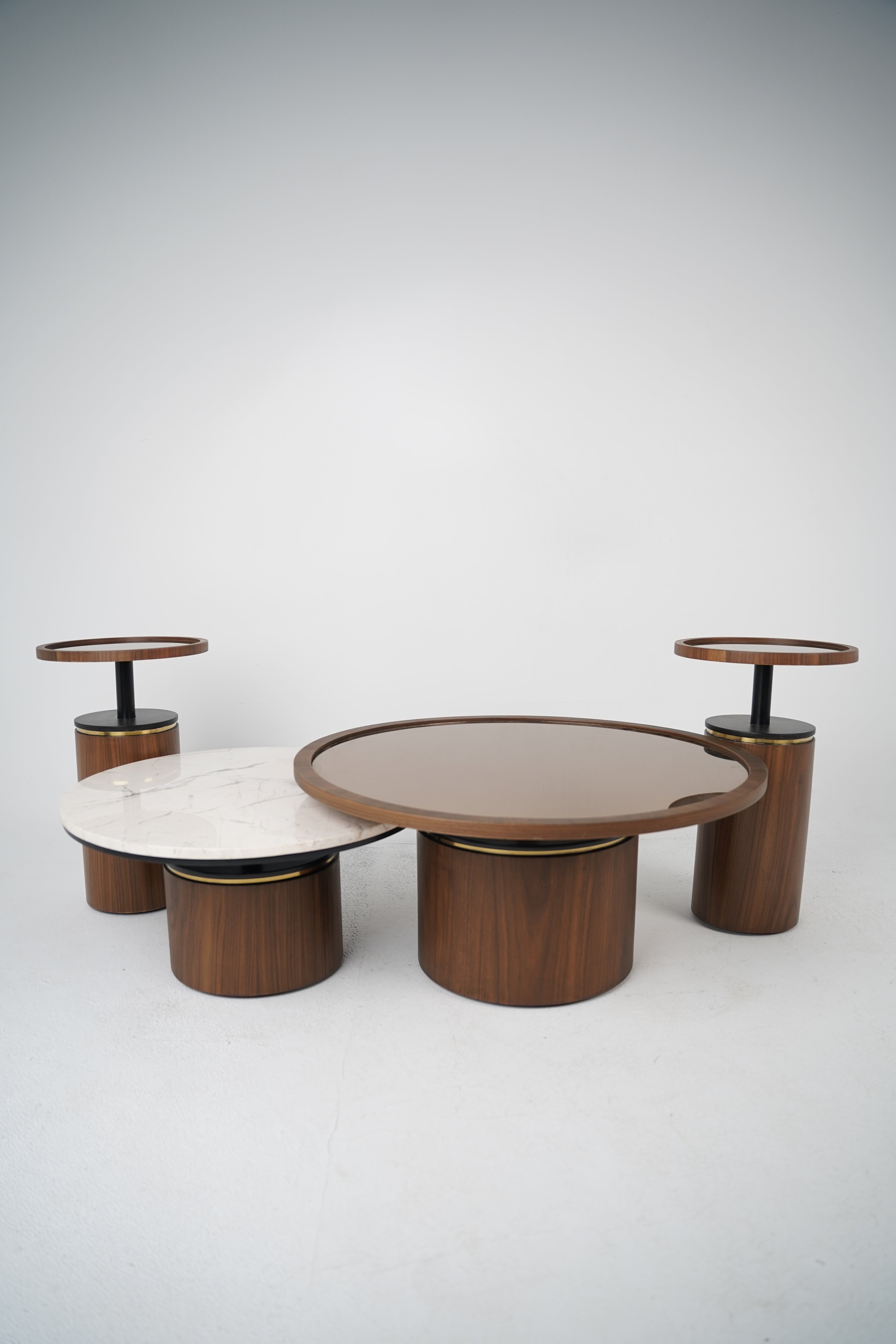 Zuro Tables