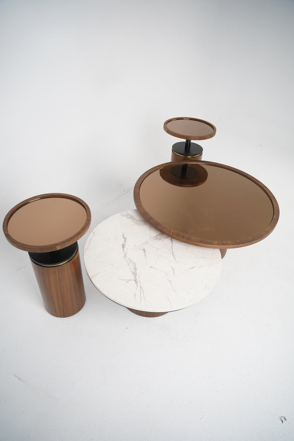 Zuro Tables