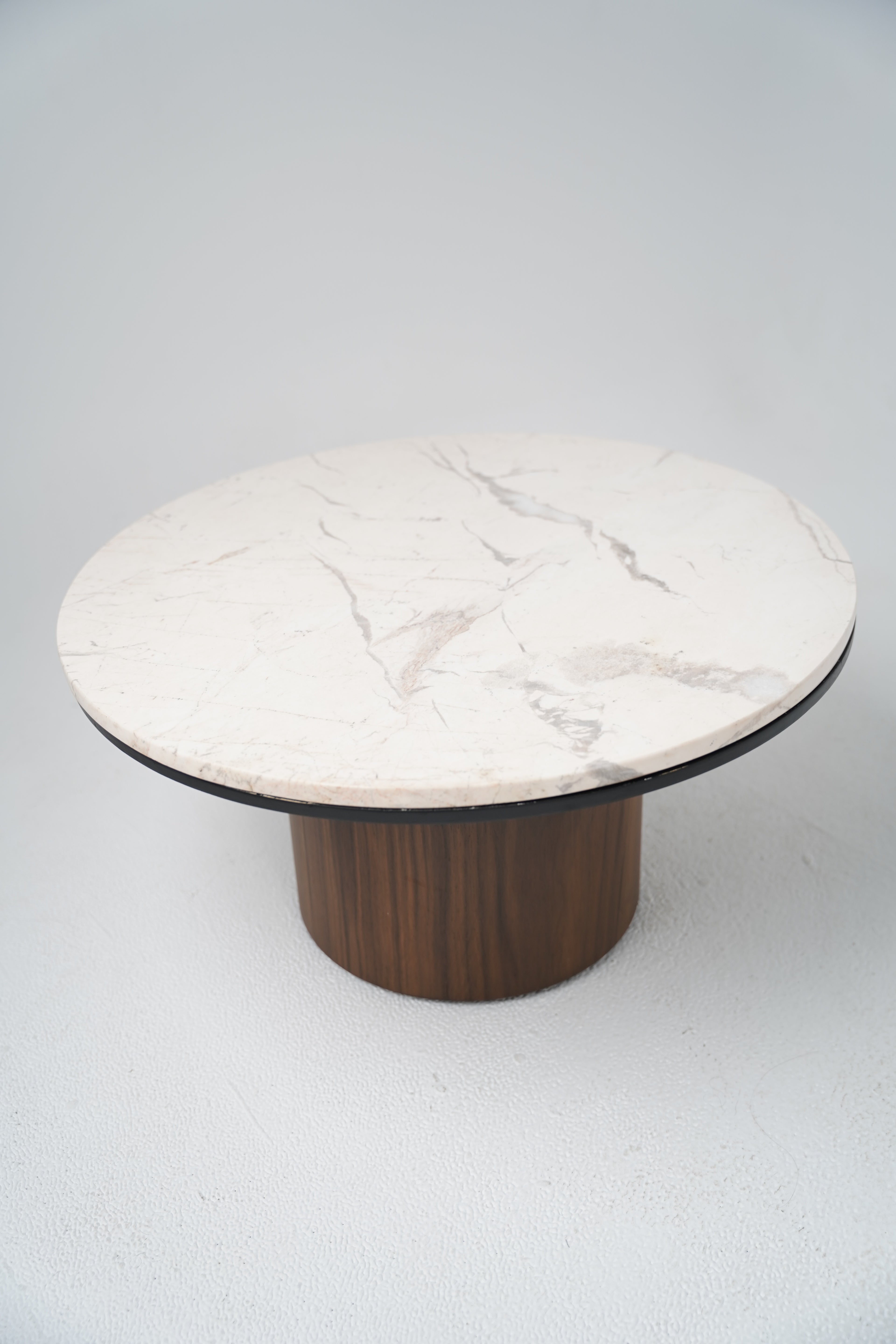 Zuro Marble Table